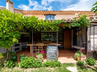 Casale Fox-Amphoux Registrazione all'aperto 8