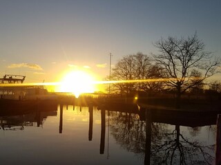 Sonnenuntergang Hafen Born