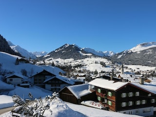 Alpina Panoramablick im Winter