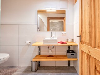 Badezimmer1-3