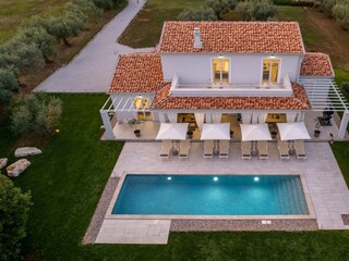 Villa Tar Environment 39