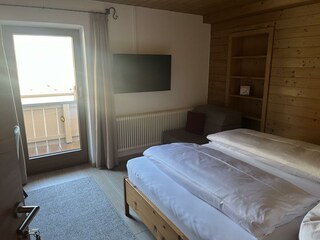 Alpenpanorama Schlafzimmer Dorfblick