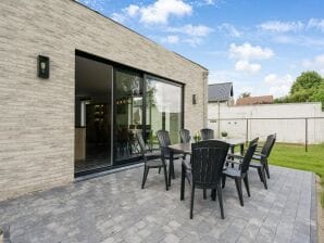 Modernes Ferienhaus in Ronse mit Garten