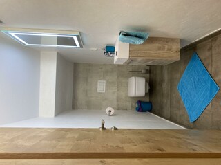 BDCA5908-D3B6-4E51-8527-E3556C9EC382