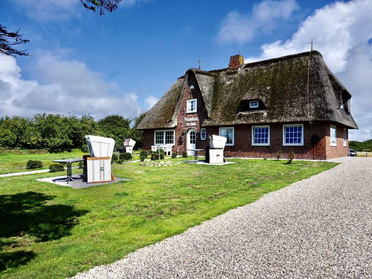 Ferienwohnung Wenningstedt Außenaufnahme 3