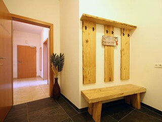 Vorraum mit Garderobe