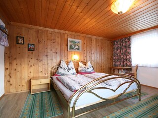 Zimmer mit Doppelbett