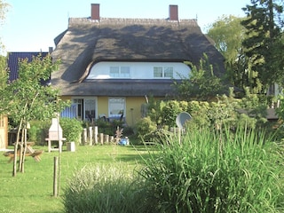 Großer Garten zum Spielen und  Entdecken, …