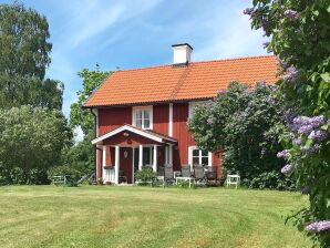 Holiday house 4 Personen Ferienhaus in ARBOGA - Arboga - image1