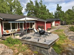 Holiday house 7 Personen Ferienhaus in DJURHAMN - Värmdö - image1