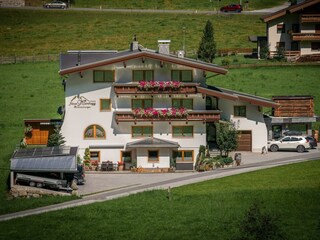 Aussenansicht-2