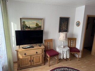 Schlafzimmer 1 mit TV
