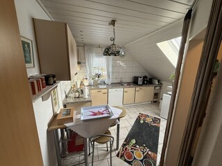 Voll ausgestatte Küche