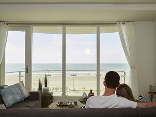 Wohnzimmer mit Meerblick