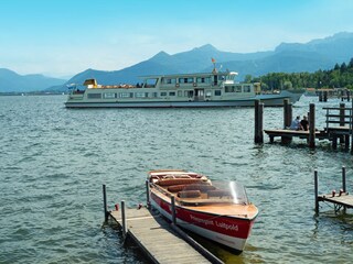 fußläufige Seepromenade Prien am Chiemsee