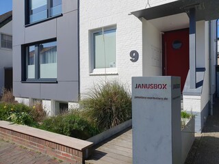 Norderney / Janusbox - Hauseingang