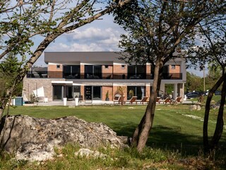 Villa Sinj Buitenaudio-opname 14