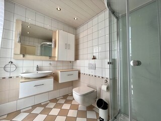 Badezimmer 1