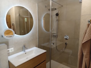 Ihr neu renoviertes Badezimmer