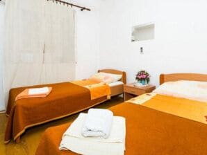 Vakantiehuis Kamers Kisic - Tweepersoonskamer met 2 Aparte Bedden en Gedeelde Badkamer - Dubrovnik - image1