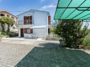 Modernes Apartment mit Terrasse in Silo - Županje - image1