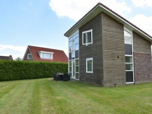 Vakantiehuis Aangename vakantiewoning in Zeewolde met gedeeld zwembad - Ermelo - image1