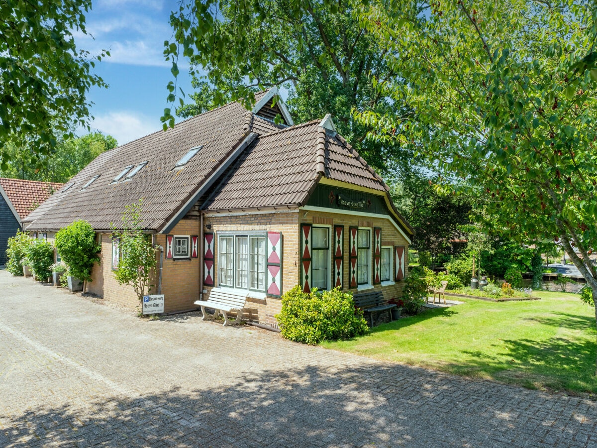 Farmhouse Giethoorn Outdoor Recording 1