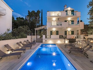 Appartement Arbanija Buitenaudio-opname 5