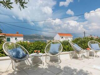 Appartement Arbanija Buitenaudio-opname 12