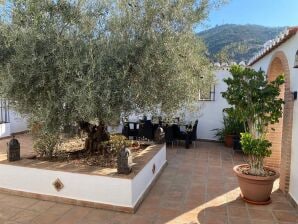 Villa Ferienhaus mit Bergblick und privatem Pool - Arenas - image1