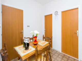 Apartment Brsecine Ausstattung 15