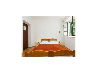 Apartment Suđurađ Features 10