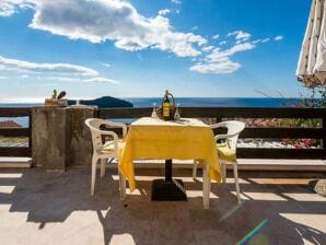 Apartment Guesthouse Home Sweet Home - Double Room with Shared Terrace - Dubrovnik - image1