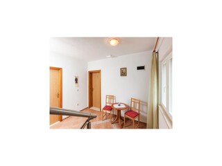 Apartment Suđurađ Ausstattung 3