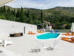 Villa Dupcic - Five-Bedroom Villa with Private Pool and Sea View - Zaton near Dubrovnik - image1