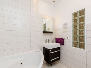 Villa Mlini Caratteristiche 26