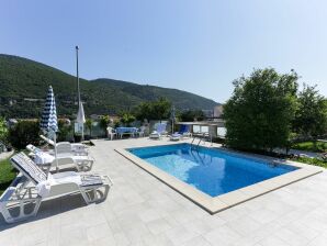 Villa Celenca - Appartement Supérieur de Deux Chambres avec Terrasse et Vue sur la Mer - A5 - Mokosica - image1