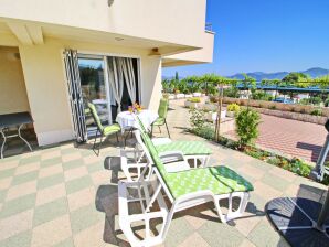 Apartments Gusti - One Bedroom Apartment with Terrace and Sea View - Drace - image1