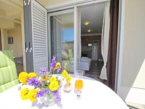 Apartments Gusti - Studio Apartment with Terrace and Sea View - Drace - image1