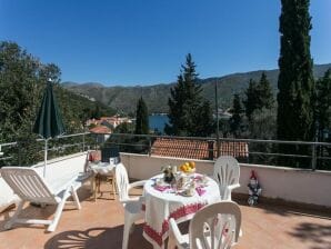 Apartments Tramonto - Studio Apartment with Balcony and Sea View - Zaton near Dubrovnik - image1