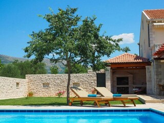 Villa Cilipi Outdoor Recording 10