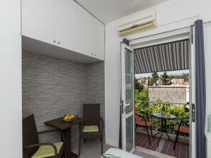 Apartment Guest House Bradas-Double Room with Shared Bathroom No3 - Dubrovnik - image1