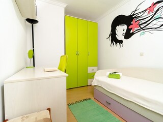 Apartment Suđurađ Ausstattung 6