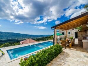 Villa Falcon Rook - Four-Bedroom Villa with Terrace and Swimming Pool - Dubravka - image1