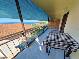 Apartment Drace Outdoor Recording 6