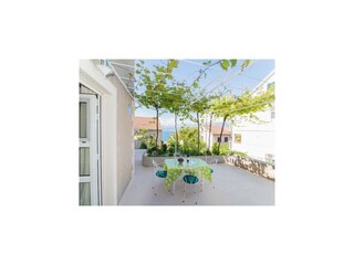 Apartment Postira  1
