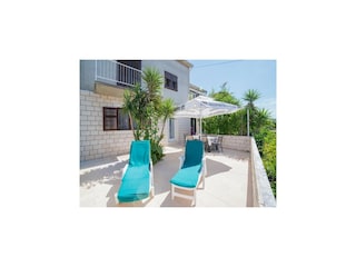 Apartment Postira  1