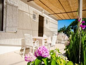 Appartamento Guest House Rooms Rose - Romantic Double Room with Balcony and Sea View (No.1) - Molunato - image1