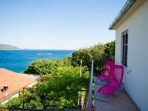 Apartment Guest House Rooms Rose- Comfort Double Room with Balcony and Sea View - Molunat - image1