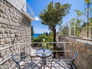 Appartement Guest House Villa Nina- Two Bedroom Apartment  with  Terrace and Sea View (Apt67) - Mlini - image1